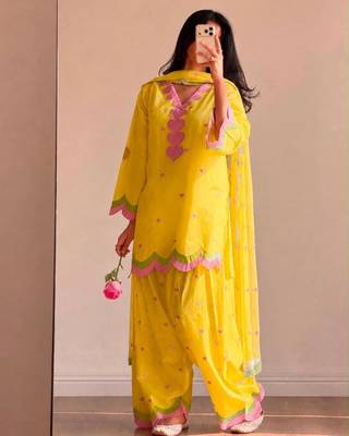 Yellow chanderi embroidered farshi salwar set 2