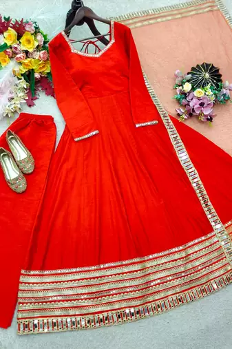 Red silk blend embroidered flared gown set