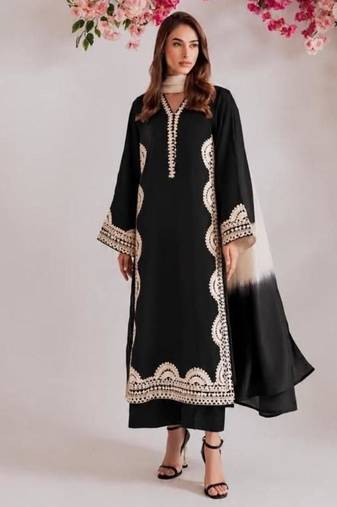 Black silk blend embroidered kurta set
