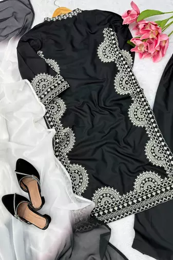 Black silk blend embroidered kurta set