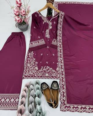 Wine crepe embroidered palazzo set 4