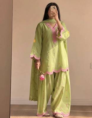 Light-green chanderi embroidered farshi salwar set 1