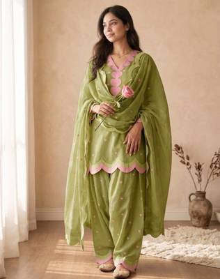 Light-green chanderi embroidered farshi salwar set 2