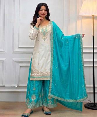 White silk blend embroidered palazzo set 3