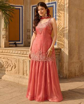 Peach silk blend embroidered palazzo set 3