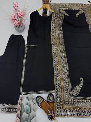 Black silk blend embroidered farshi salwar set 4