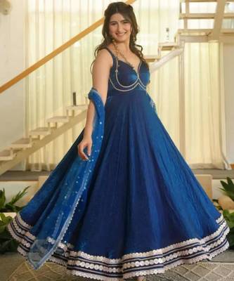 Royal-blue silk blend embroidered flared gown set 3