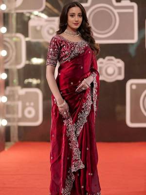 maroon jimmy choo embroidered embellished havy work wedding wear saree 5