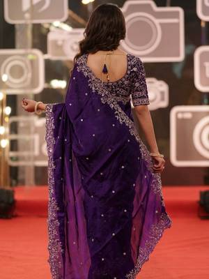purple jimmy choo embroidered embellished havy work wedding wear saree 3