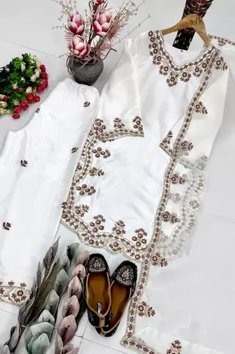 White silk blend embroidered palazzo set