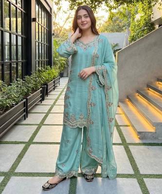 Light-green silk blend embroidered palazzo set 1