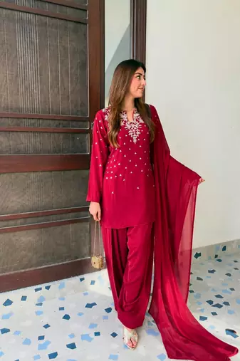 Red crepe embroidered farshi salwar set