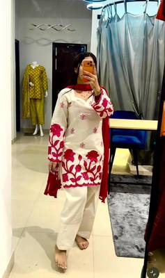 Off-white cotton poly embroidered kurta set 1