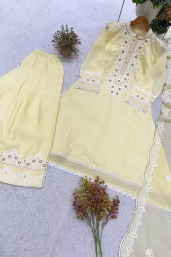 Gold silk blend embroidered farshi salwar set