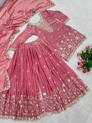 Pink silk blend embroidered palazzo set 3