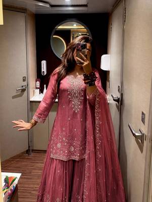Pink silk blend embroidered palazzo set 4