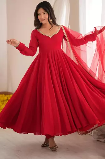 Red silk blend embroidered flared gown set