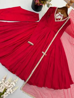 Red silk blend embroidered flared gown set 4