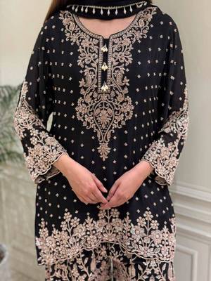 Black faux georgette embroidered palazzo set 2