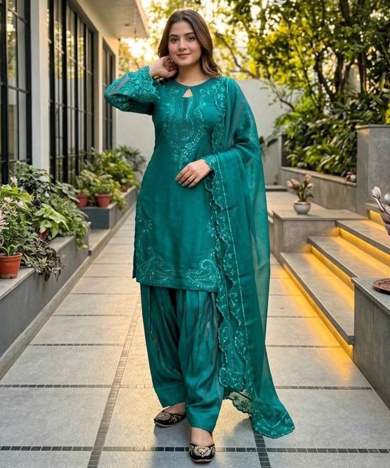 Teal-green silk blend embroidered farshi salwar set