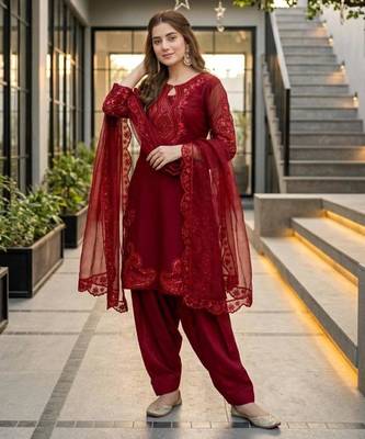 Maroon silk blend embroidered farshi salwar set 1