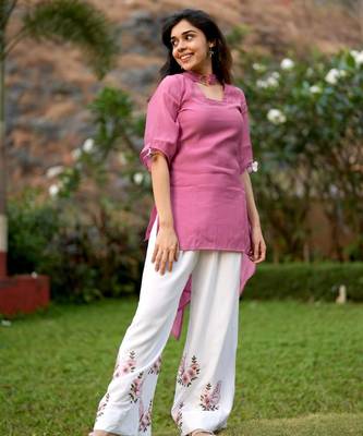 Pink silk blend embroidered palazzo set 4