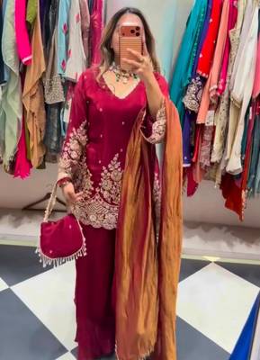 Maroon crepe embroidered palazzo set 3