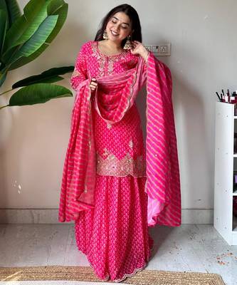 Hot-pink silk blend embroidered sharara set 3