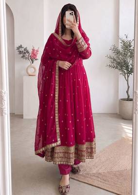 Magenta silk blend embroidered flared gown set 2