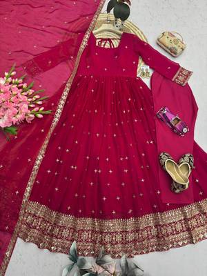 Magenta silk blend embroidered flared gown set 4