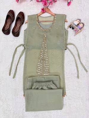 Olive silk blend embroidered palazzo set 3