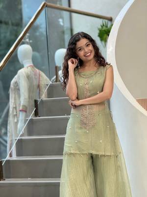 Olive silk blend embroidered palazzo set 4