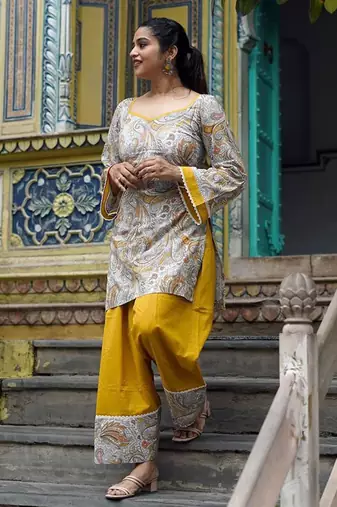 White crepe printed farshi salwar set