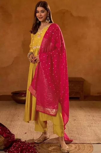 Yellow silk blend embroidered kurta set