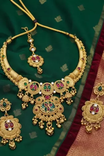 Gold plated pink & green meenakari ethnic hasli necklace set with earrings and maang tikka for women