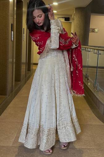 White silk blend embroidered flared gown set