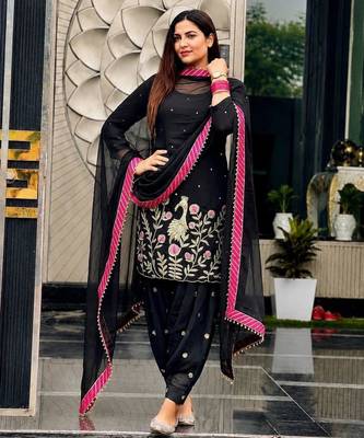 Black faux georgette embroidered salwar kameez 1
