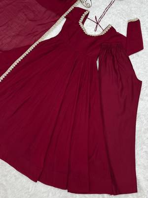 Maroon chanderi embroidered flared gown set 4