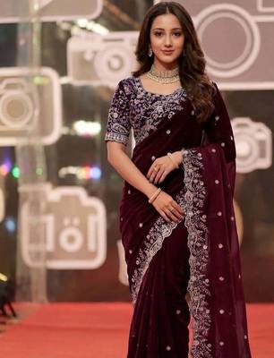 wine jimmy choo embroidered embellished havy work wedding wear saree 5