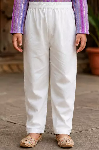 Lavender polyester embroidered full sleeve mandarin collar kurta and pyjama set