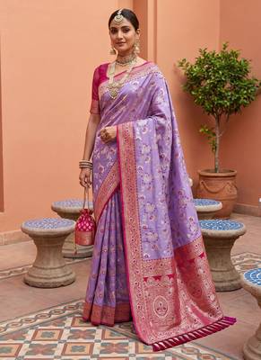 indian lavender heavy zari weaving work banarasi silk blend saree 3