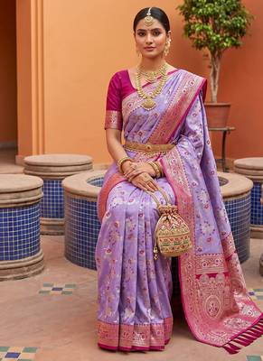 indian lavender heavy zari weaving work banarasi silk blend saree 4