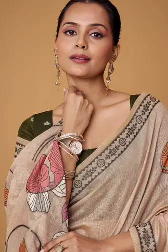 beige soft jamdani cotton blend floral digital printed pallu festive wear saree
