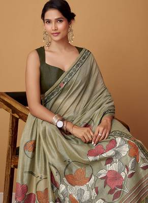 light olive soft jamdani cotton blend floral digital printed pallu festive wear saree 5