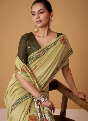 ligh cream soft jamdani cotton blend floral digital printed pallu festive wear saree 4