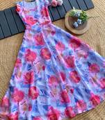 A charming floral gown in tabby for girl