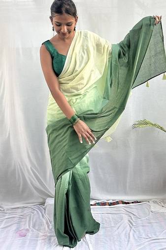 Green tie & dye mul cotton saree with blouse piece