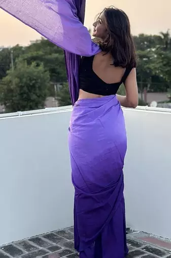 Purple tie & dye mul cotton saree with blouse piece