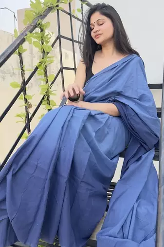 Blue tie & dye mul cotton saree with blouse piece