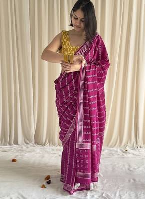 Pink hand block printed mulmul cotton saree with blouse piece 3